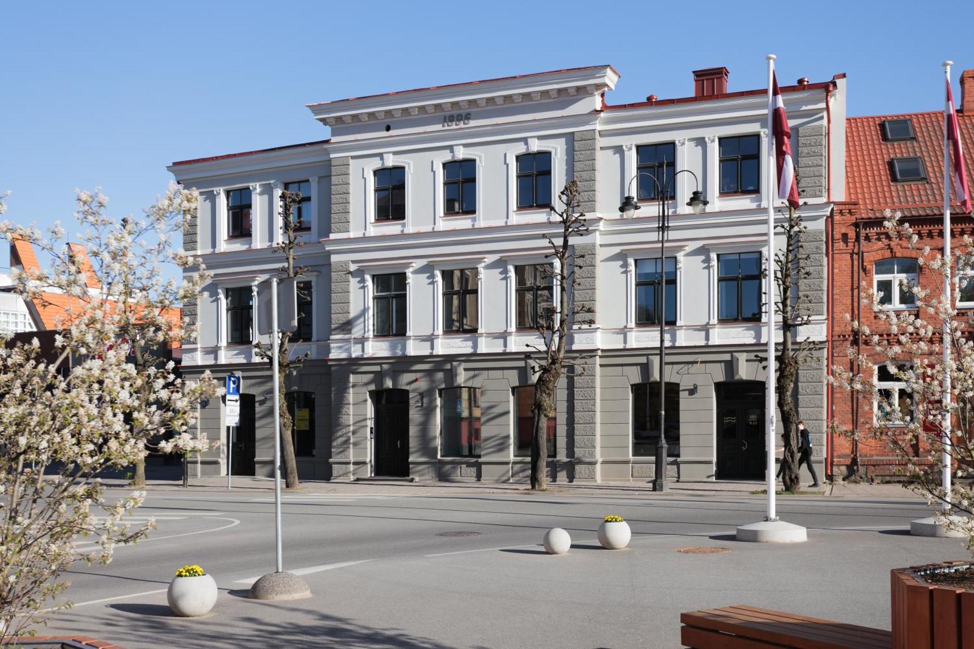 Centra Nams - Center Apartments Cēsis Eksteriør bilde